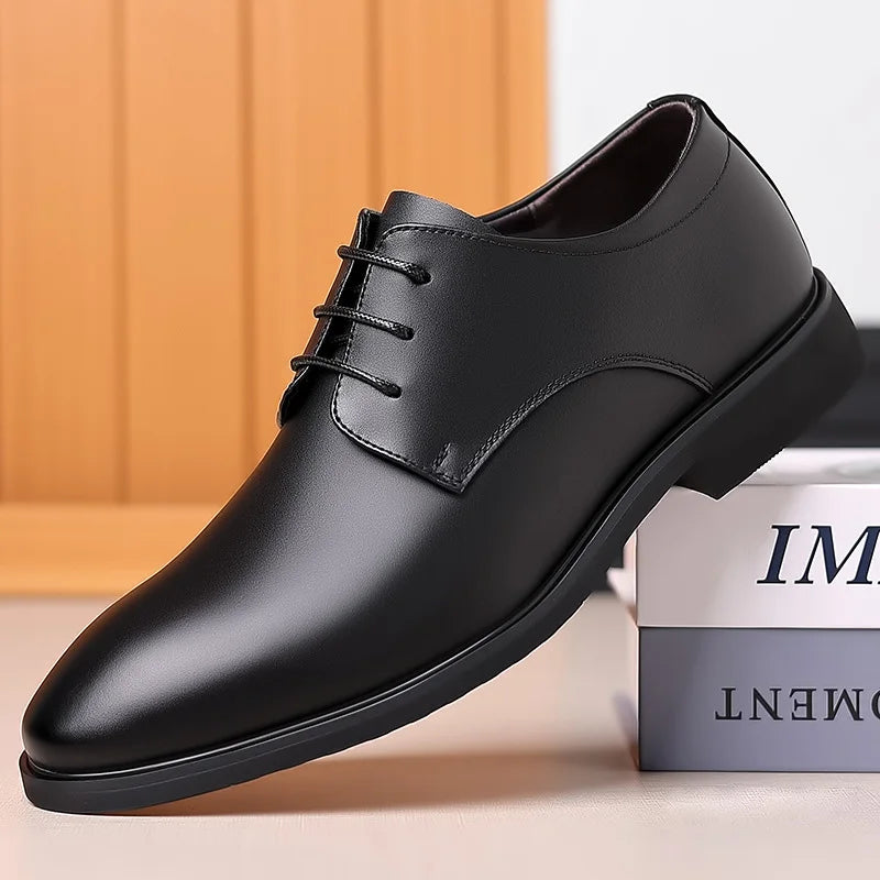 La Chaussure Idéale pour un Look Formel : Cuir Véritable et Lacets Sécurisés